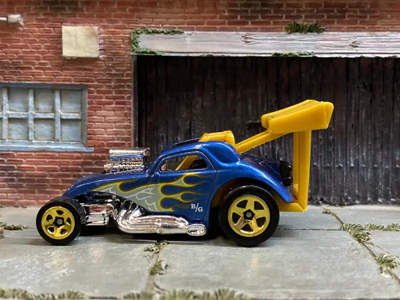 Loose Hot Wheels - Fiat 500C Dragster - Blue And Gold With Flames 1