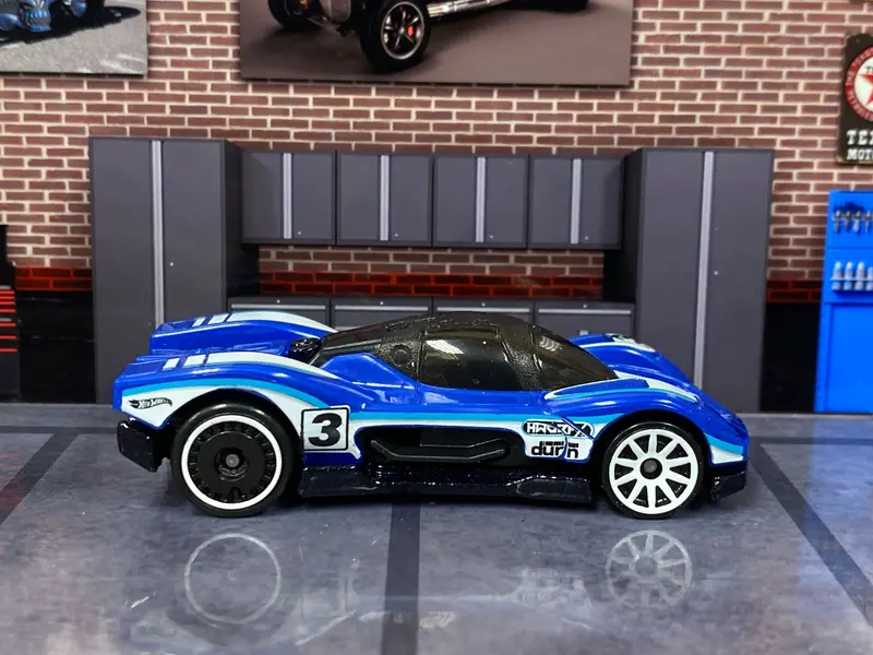 Loose Hot Wheels - Group C Fantasy - Blue And White 1