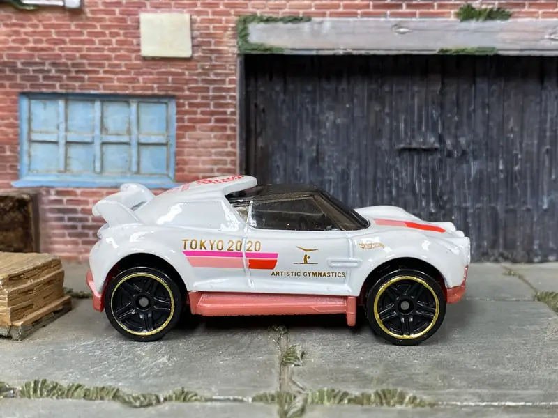 Loose Hot Wheels - Hi-Beam - White And Pink Tokyo 2020 Olympics 1
