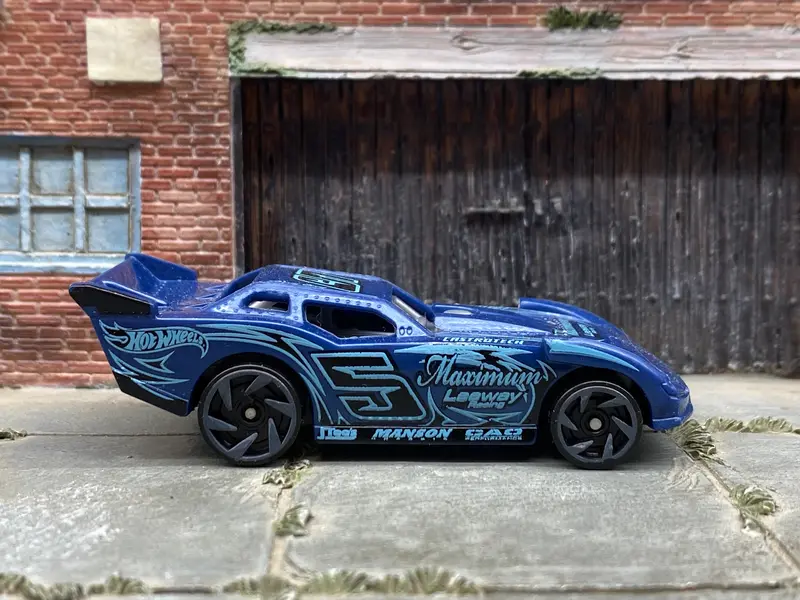 Loose Hot Wheels - Maximum Leeway Dirt Modified - Blue 5 1