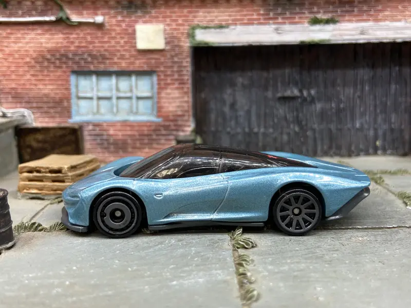 Loose Hot Wheels - Mclaren Speedtail - Blue 1