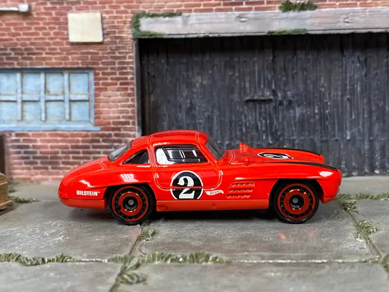 Loose Hot Wheels - Mercedes 300Sl - Red 1