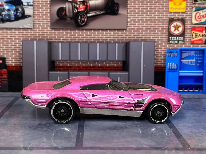 Loose Hot Wheels - Muscle Speeder - Pink 1
