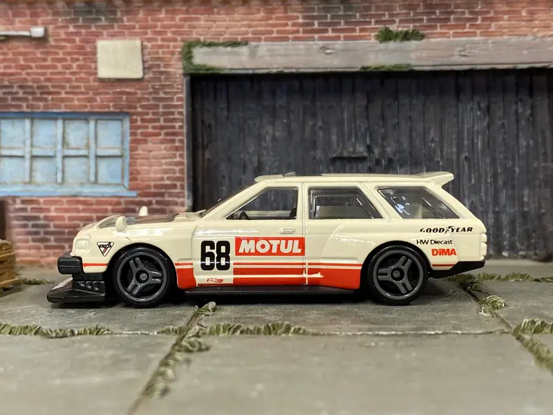 Loose Hot Wheels - Nissan Maxima Drift Car - White And Red Motul Racing 68 1