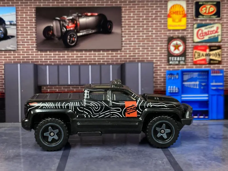 Loose Hot Wheels - Off Duty 4X4 Truck - Black 1