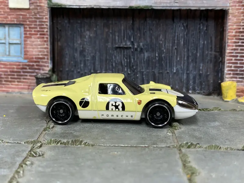 Loose Hot Wheels - Porsche 904 Carrera Gts - Yellow And Black 1