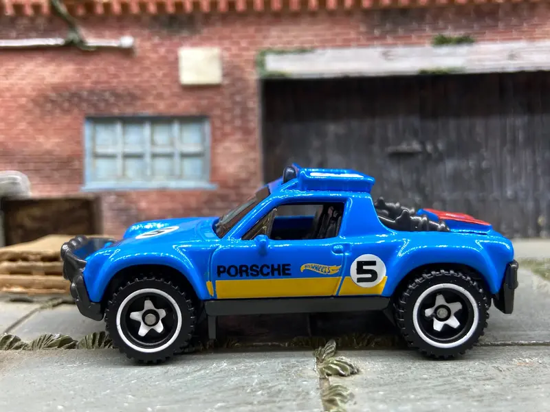 Loose Hot Wheels - Porsche 914 Safari - Blue 1