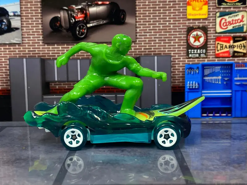 Loose Hot Wheels - Surfs Up - Green With Flames 1