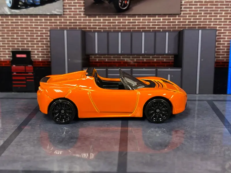 Loose Hot Wheels - Tesla Roadster - Orange 1
