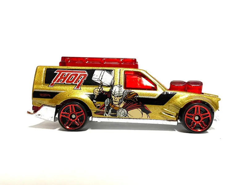 Loose Hot Wheels - Time Shifter - Gold And Black Thor 1
