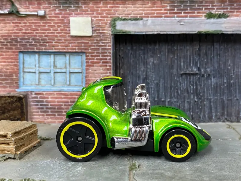 Loose Hot Wheels - Tooned Twin Mill - Green 1