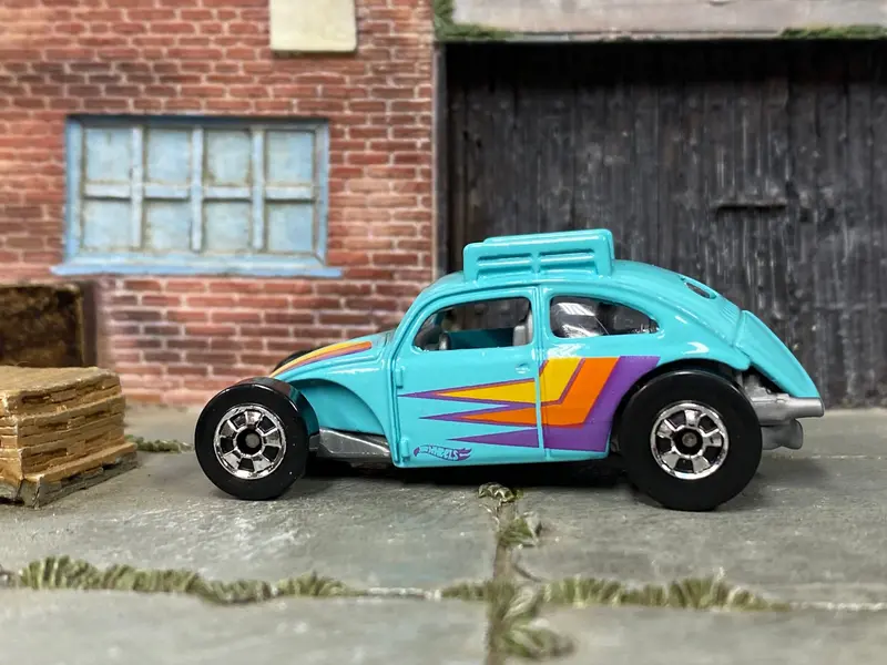 Loose Hot Wheels - Vw Custom Volkswagen Beetle - Light Blue, Yellow, Orange And Purple 1