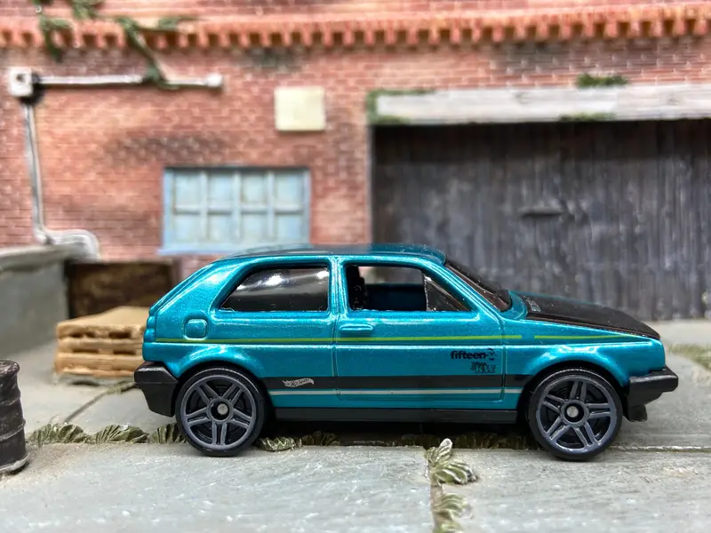 Loose Hot Wheels - Vw Volkswagen Golf - Teal And Black 1