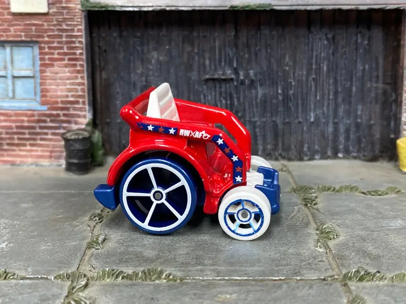 Loose Hot Wheels - Wheelie Chair Wheelchair - Red Stars And Stripes 1