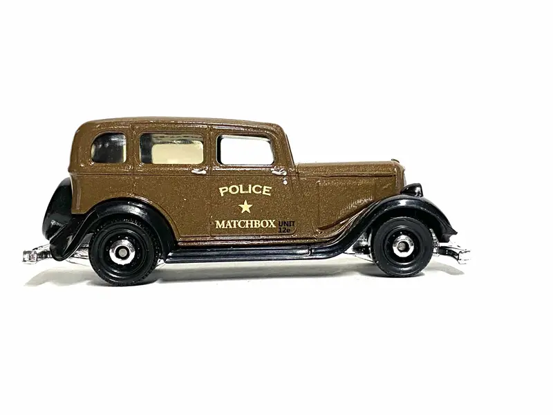 Loose Matchbox - 1933 Plymouth - Brown Matchbox Police 1
