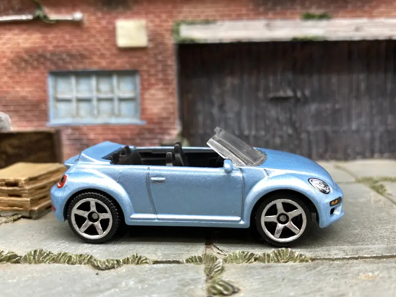 Loose Matchbox - 2019 Volkswagen Beetle - Light Blue 1