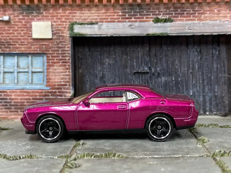 Loose Matchbox - Dodge Challenger - Purple And Black 1