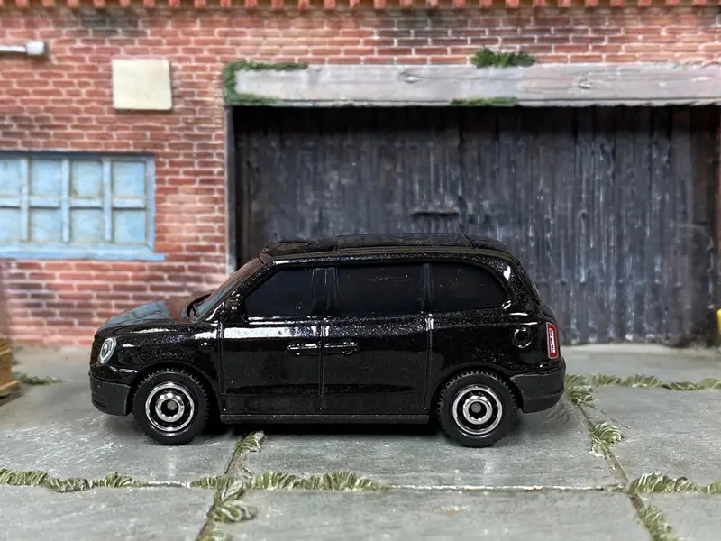 Loose Matchbox - Levc Tx Taxi - Black 1