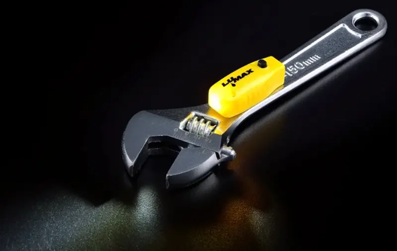 Lumax Magnetic Led Flashlight. 1