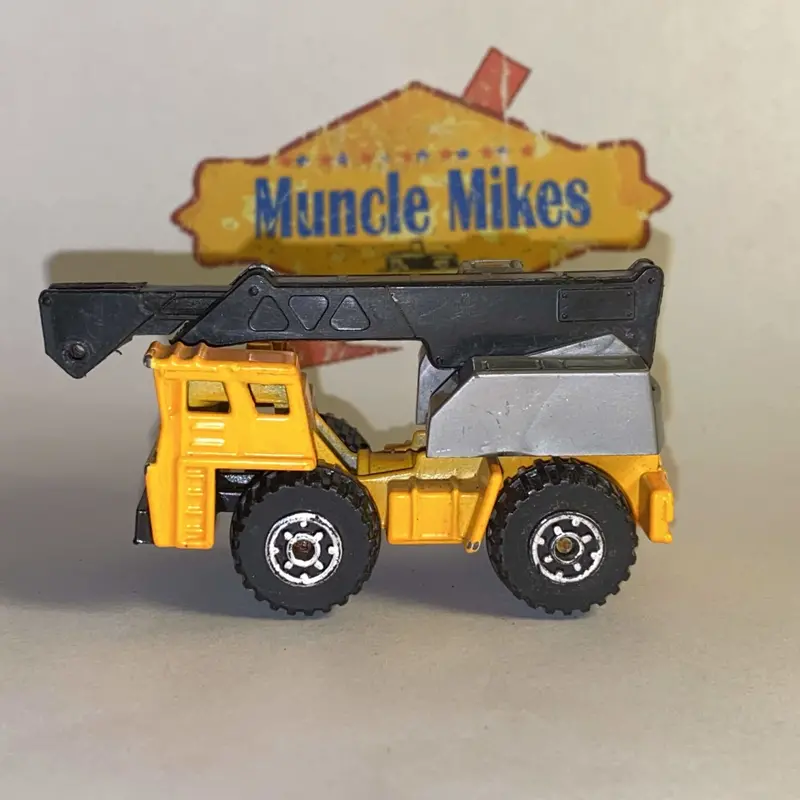 Matchbox Faun Mobile Crane Truck Bright Orange W/Black Boom 1:90 Scale 1