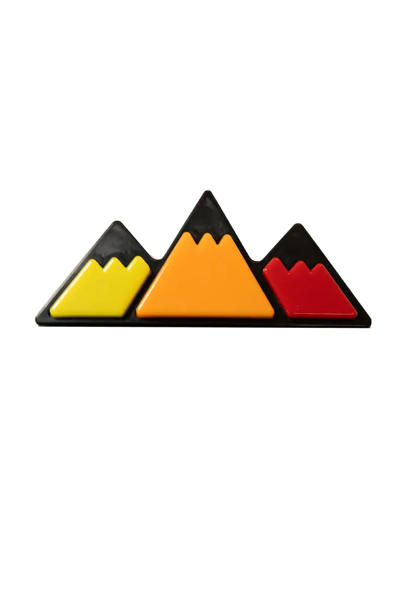 Mountain Grille Badge 1