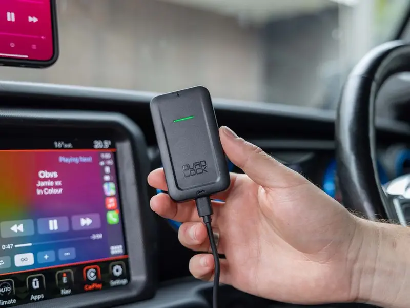 Quad Lock Wireless Carplay Adaptor 1