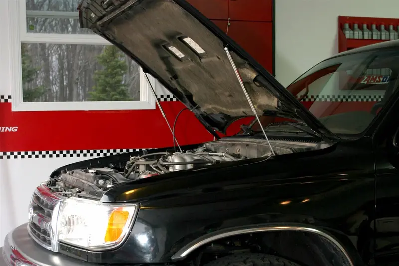 Redline Tuning Hood Quicklift Elite For 4Runner (1996-2002) 1