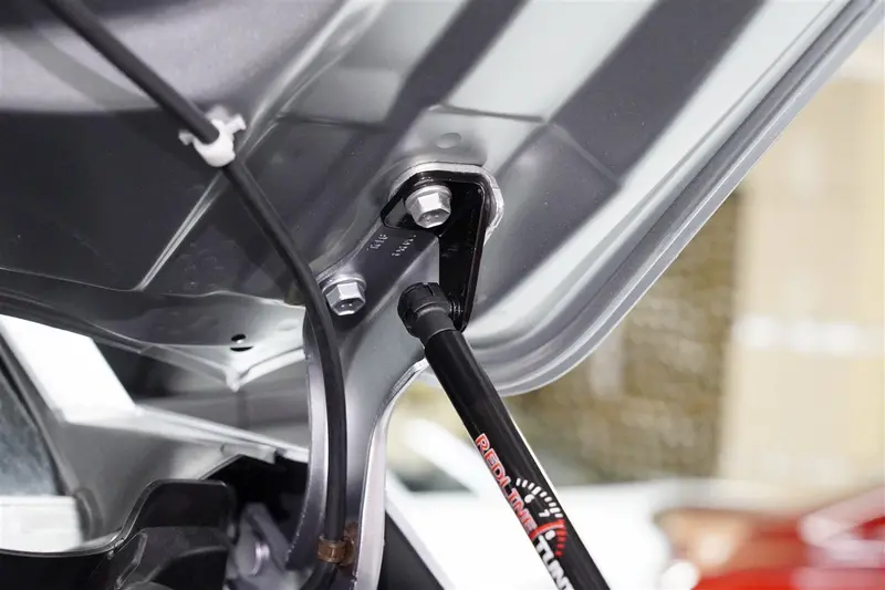 Redline Tuning Hood Quicklift Plus For 4Runner (2025-Current) 1