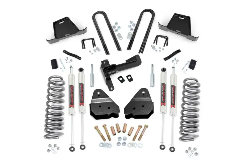 Rough Country 4.5 Inch Lift Kit M1 Fits Ford F-350 4Wd 2005-2007 1