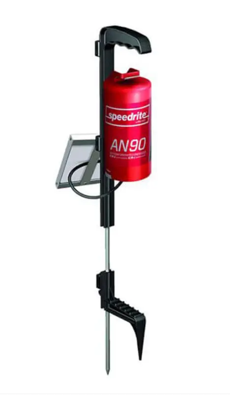 Speedrite Battery Powered Fencer With Solar Panel An90 1