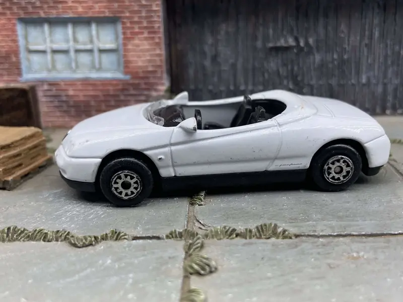 Welly Alfa Romeo Spider, No. 2065, I Believe 1:60 Scale, Loose. Windshield Broken, See Pics For Detail/Wear. $1 Is A Bargain For This One - $1 Bargain Bin! 1