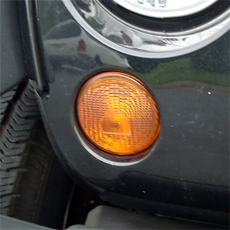 Omix-Ada Amber Right-Side Park Lamp Assembly For 2007–2013 Jeep Wrangler 1